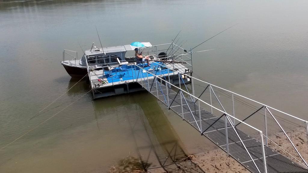 Hotel Delta Pontoon Mahmudia Zewnętrze zdjęcie